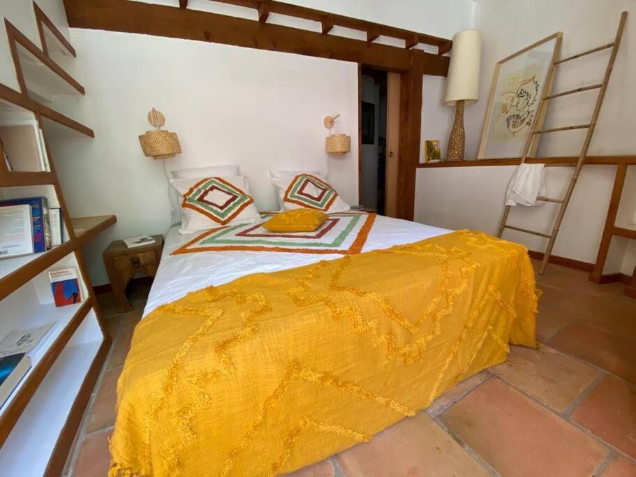 Petit Mas Calme Typique Du Sud ! Villa Valergues Ngoại thất bức ảnh